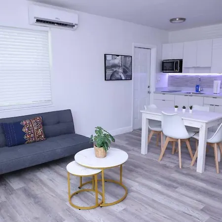 Douglas Rd Apartments Miami Exterior photo