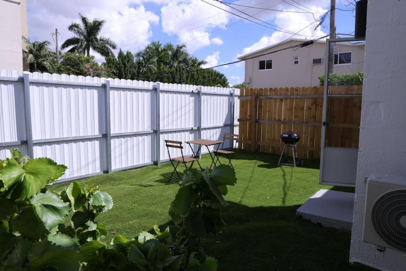 Douglas Rd Apartamento